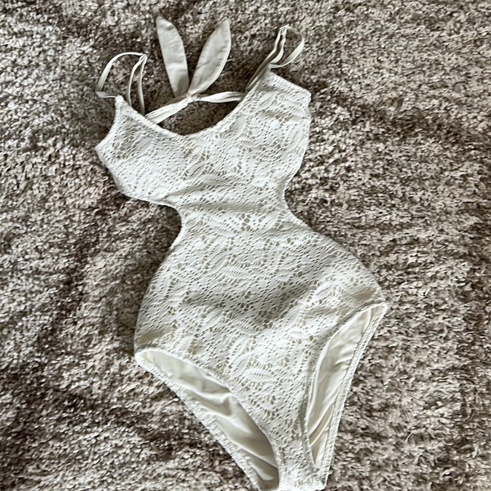 Aerie White Cutout Crocheted Cheeky Monokini